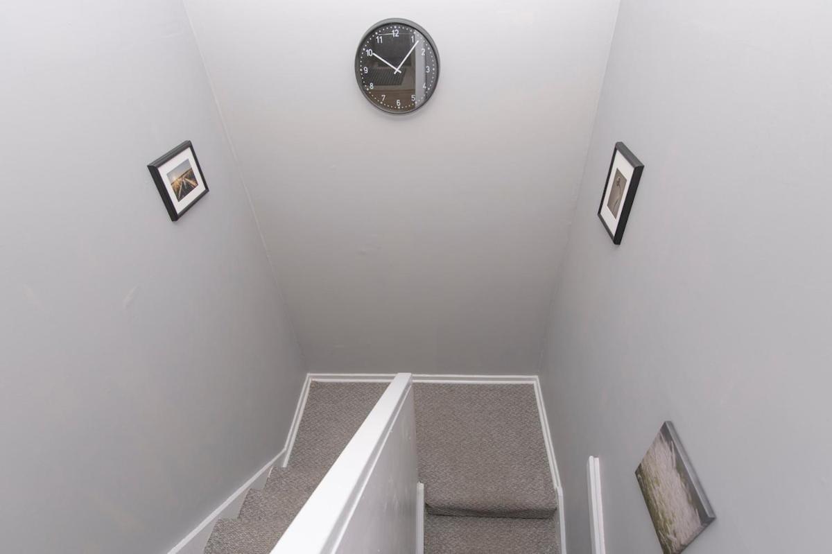 Lovely 2-Bed 20 Mins To Central Londres Exterior foto