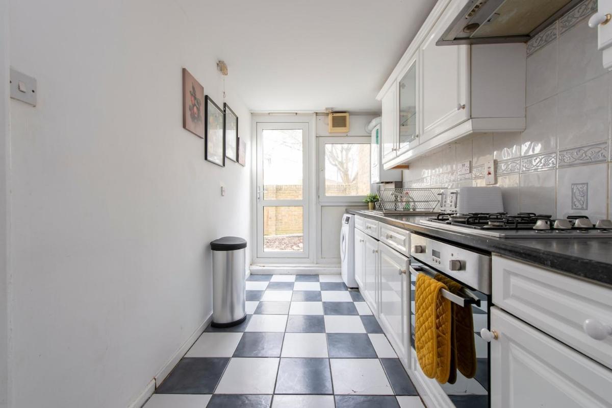 Lovely 2-Bed 20 Mins To Central Londres Exterior foto