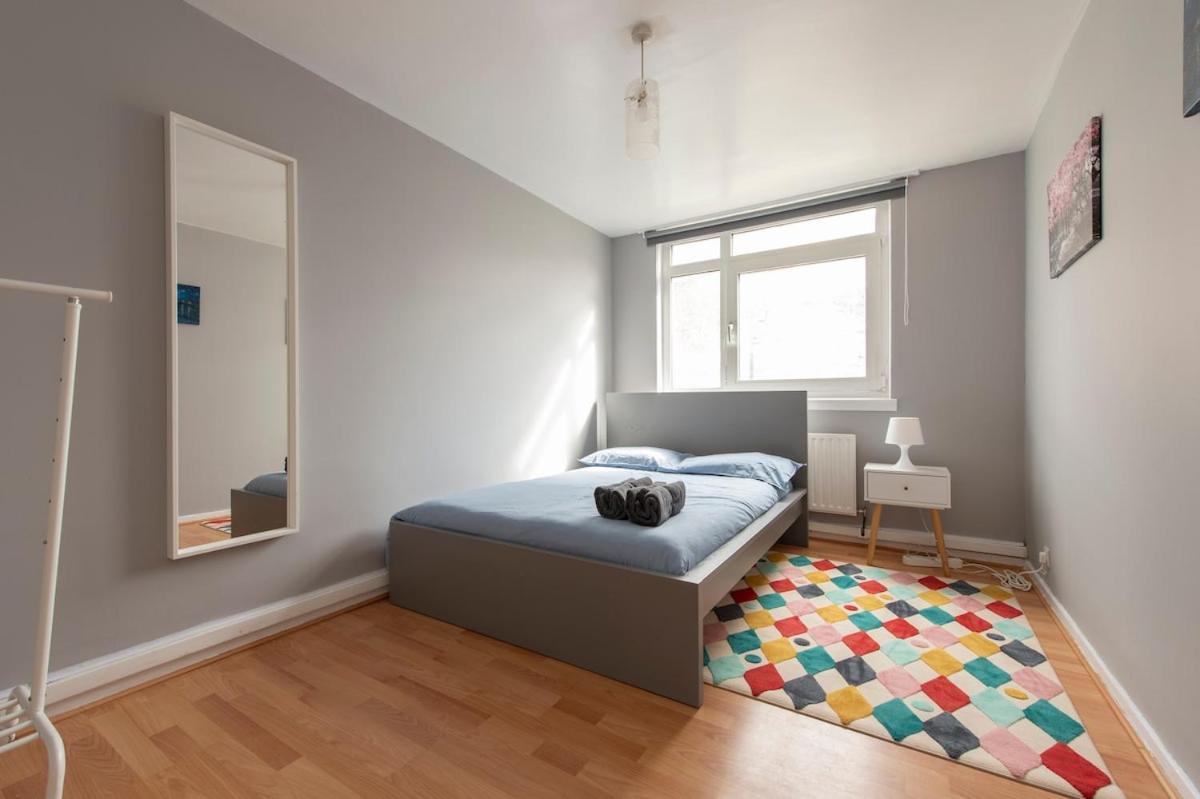 Lovely 2-Bed 20 Mins To Central Londres Exterior foto