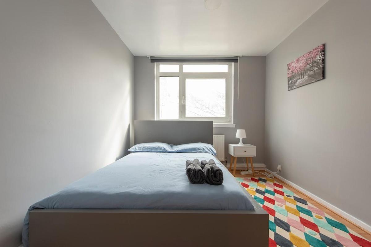 Lovely 2-Bed 20 Mins To Central Londres Exterior foto