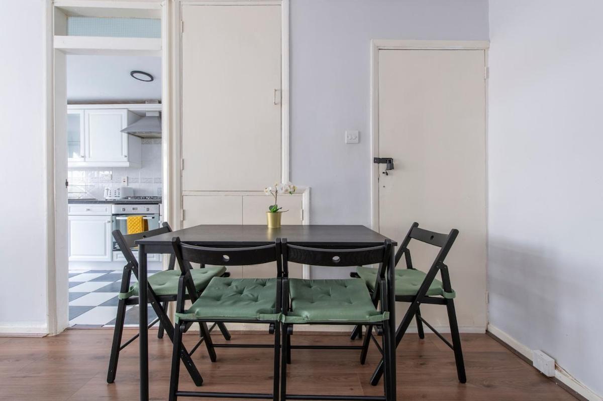 Lovely 2-Bed 20 Mins To Central Londres Exterior foto