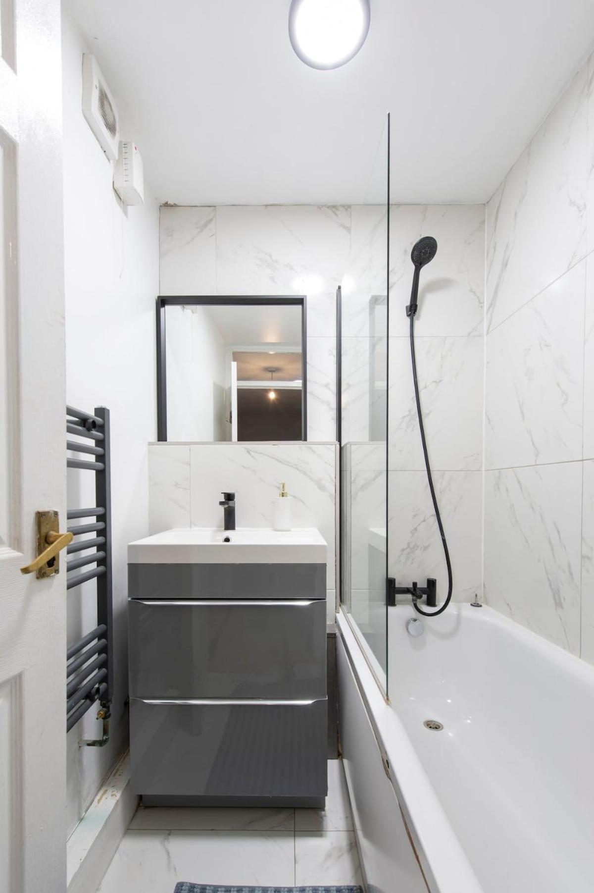Lovely 2-Bed 20 Mins To Central Londres Exterior foto